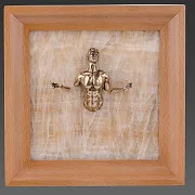 Панно «Проходящий сквозь стену» на ониксе — фотография 3